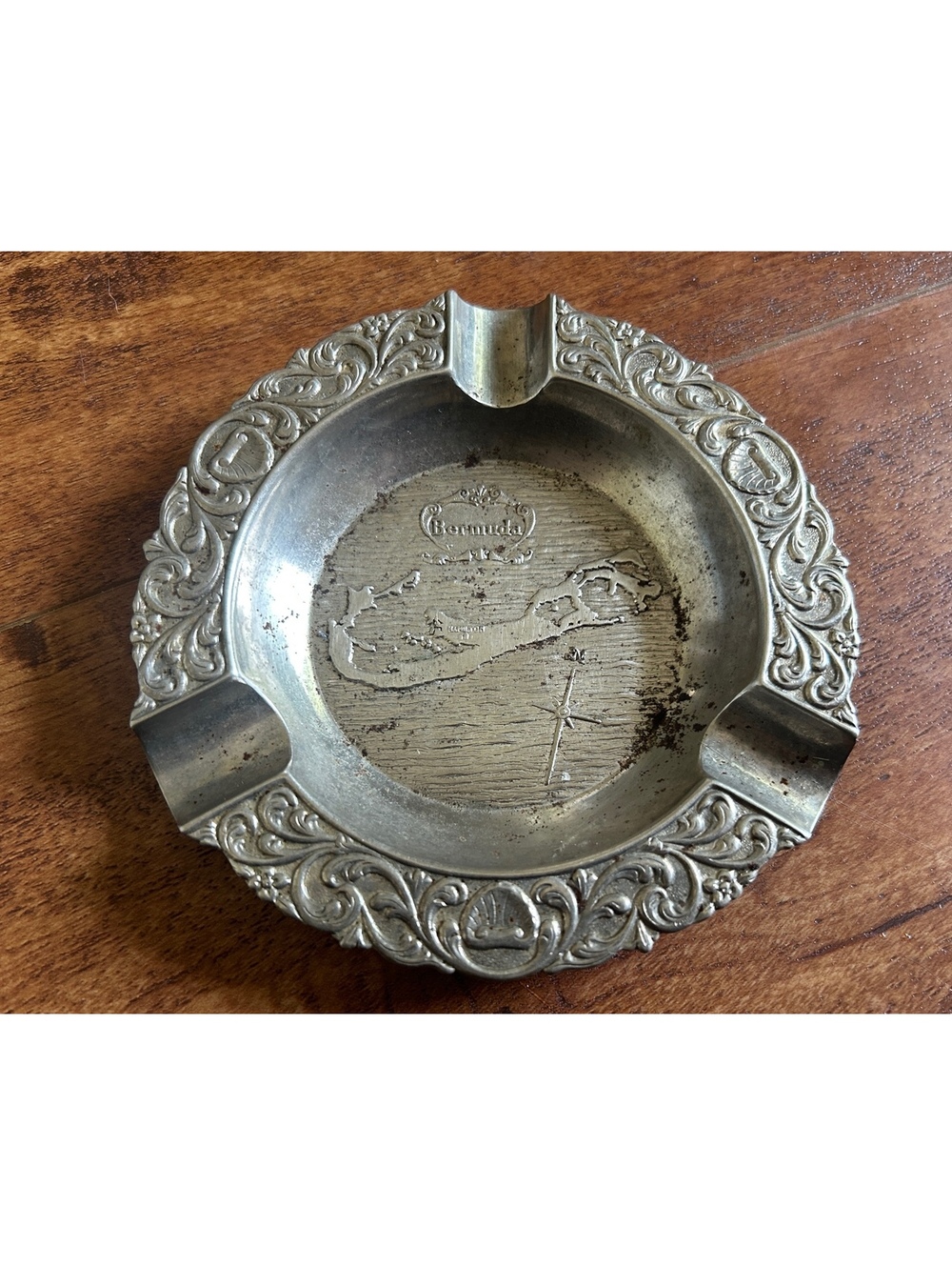 Vintage Bermuda Souvenir Metal Ashtray with Ornate Border and Map Design